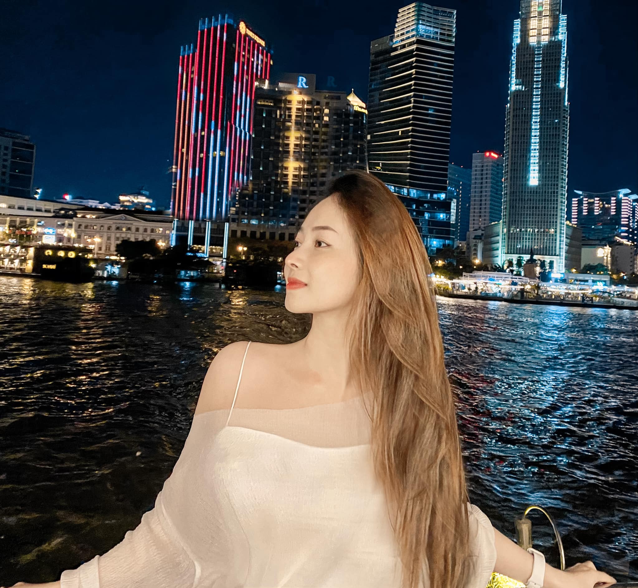 Bùi Huyền Trang su.huhong